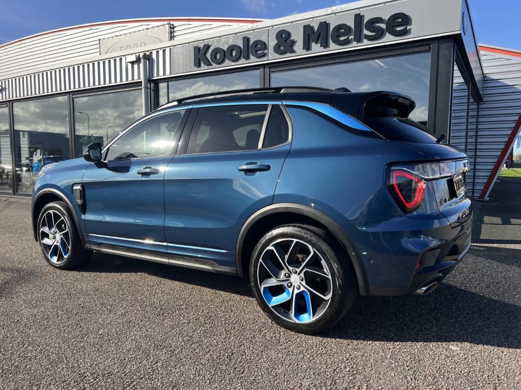 Lynk & Co 01 1.5 261pk phev , 360gr camera , pano dak , adaptive cc , car p