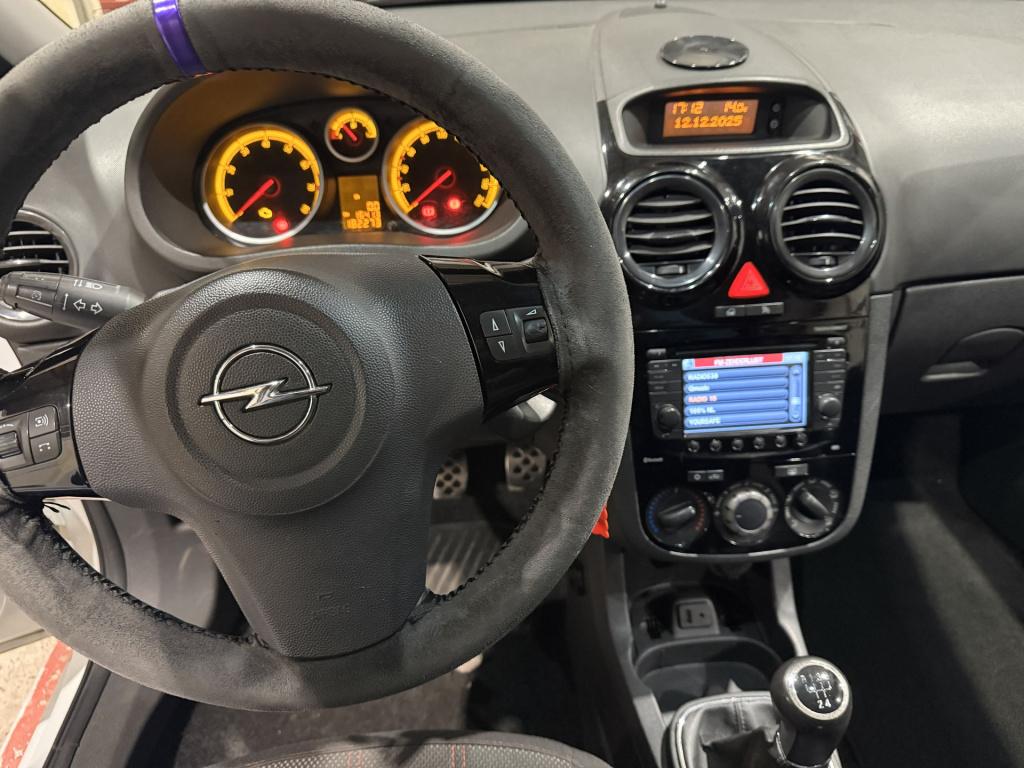 Opel Corsa corsa 1.4 start/stop cosmo