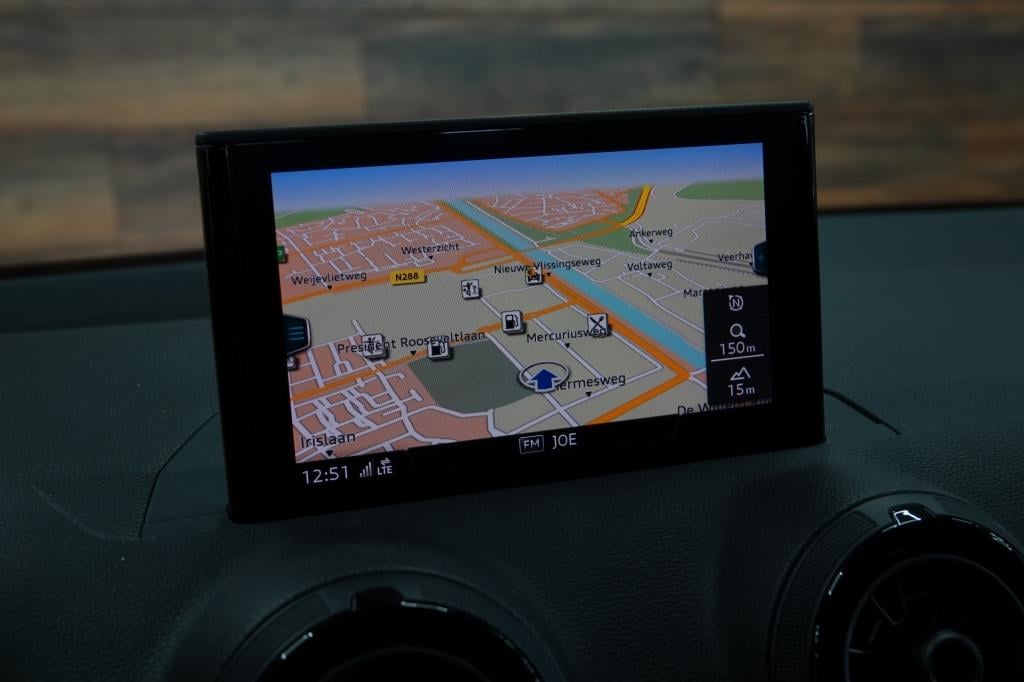 Audi Q2 1.4 tfsi | bluetooth | pdc | 19" |