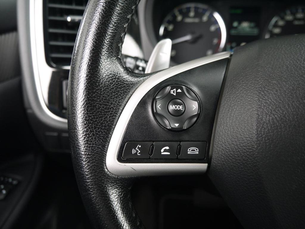 Mitsubishi Outlander 2.0 intense automaat|trekhaak|rijklaar