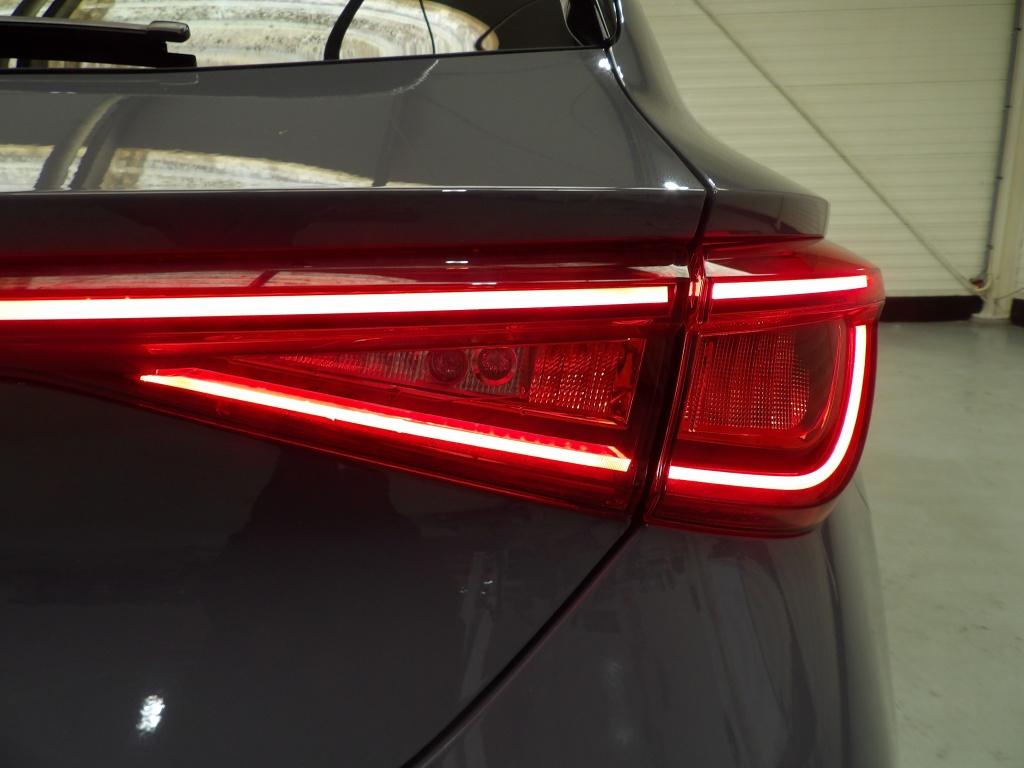 Cupra Leon 1.4 e-hybrid 245pk dsg-6 adrenaline