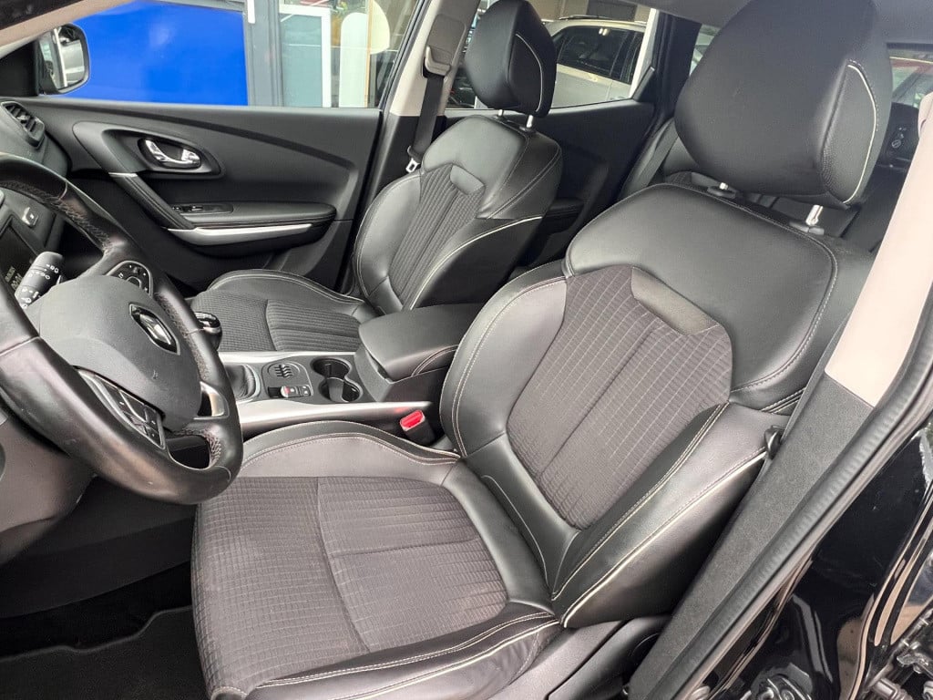 Renault Kadjar 1.2 tce bose, trekhaak enz...