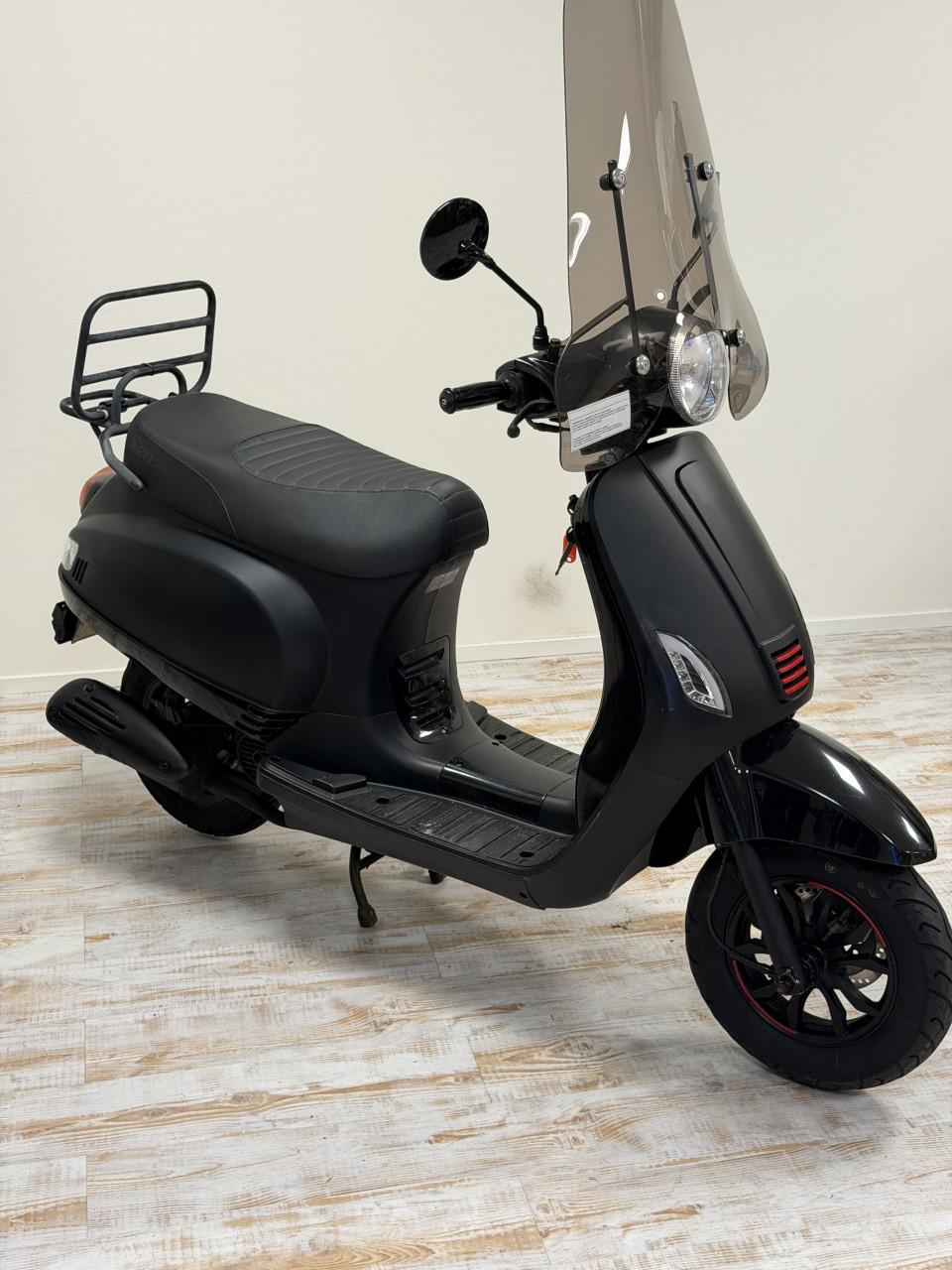 Killerbee Scooter 2020 Injectie E4 onderhoud gehad 4-takt