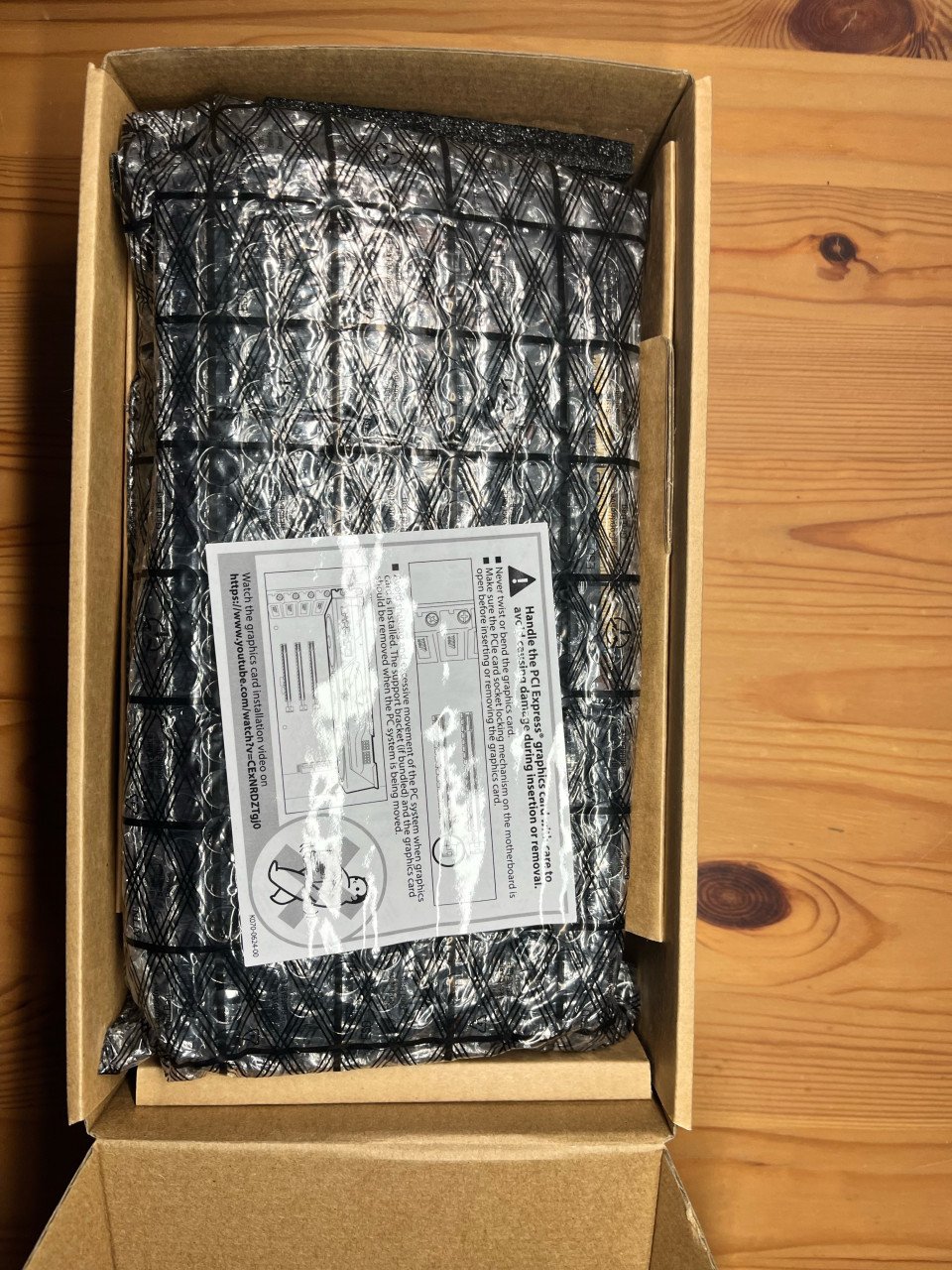 Sapphire AMD RX 7600 TEAB