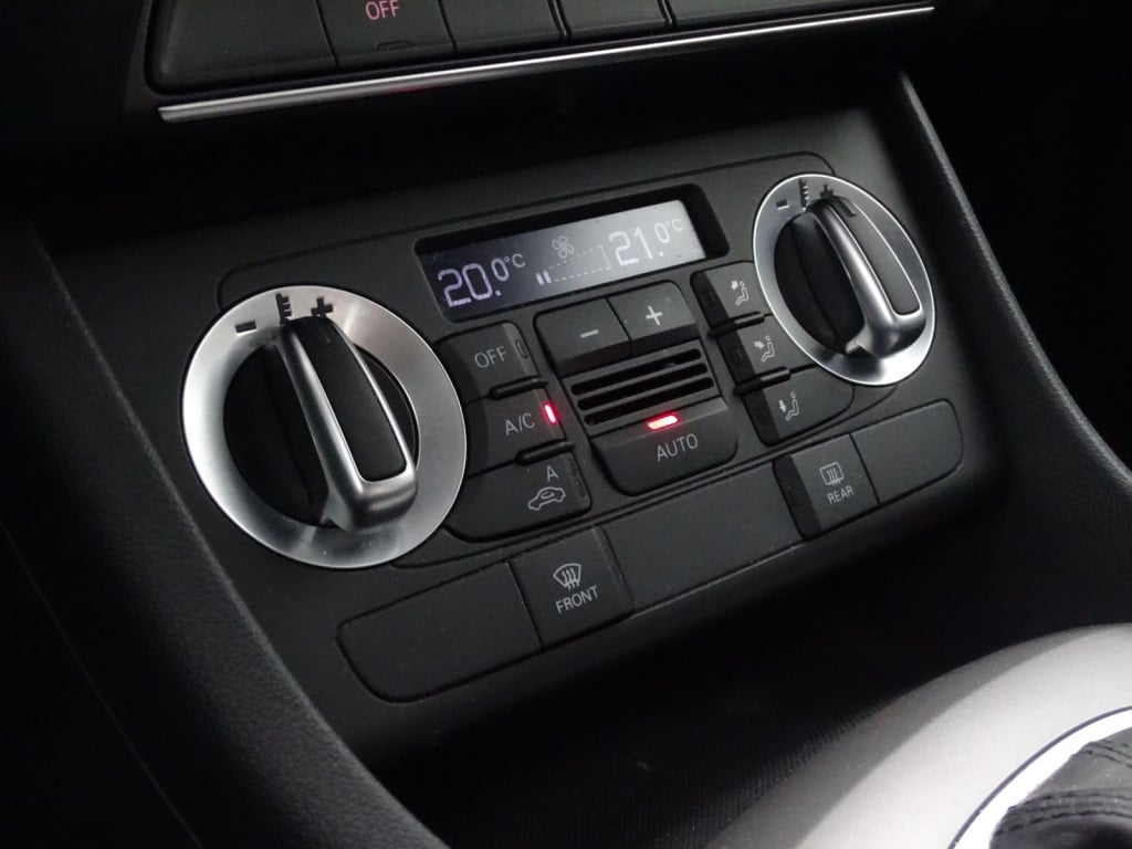 Audi Q3 2.0 tfsi quattro business edition automaat | navi | bluetooth