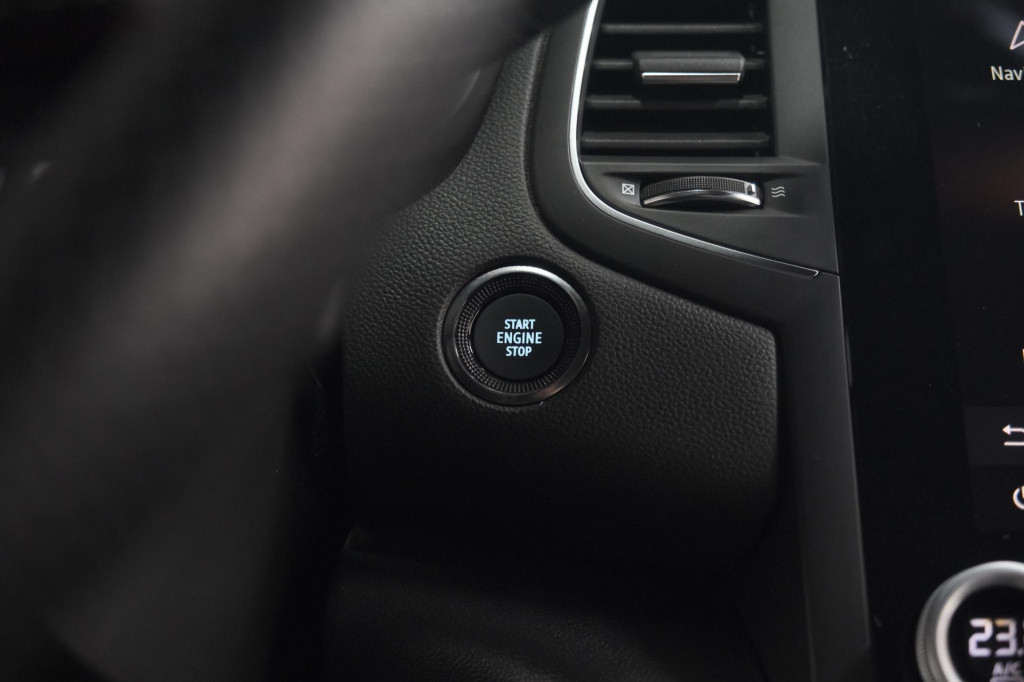 Renault Megane 1.6 plug-in hybrid 160 r.s. line | camera | head-up display 