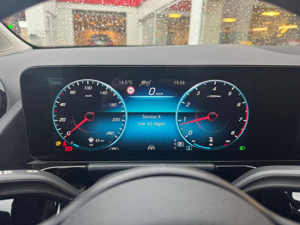 Mercedes-Benz Gla-klasse 180 business solution