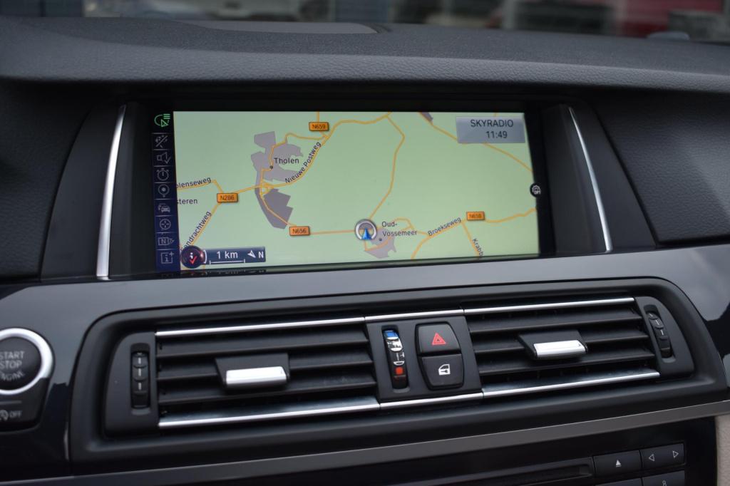 BMW 5 Serie 520i m sport | schuifdak | camera | leder | nap | adapt. cruise