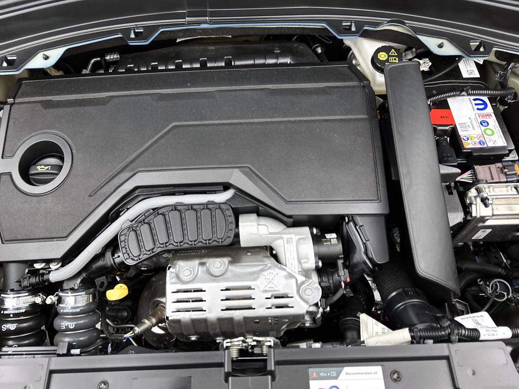 Citroen C3 hybrid 110pk automaat max | rijklaar | climate control | camera 