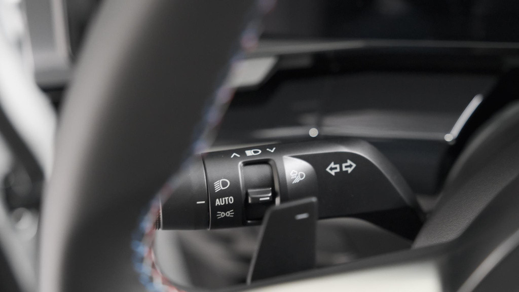 Renault Austral e-tech hybrid 200 techno esprit alpine | panoramadak | came