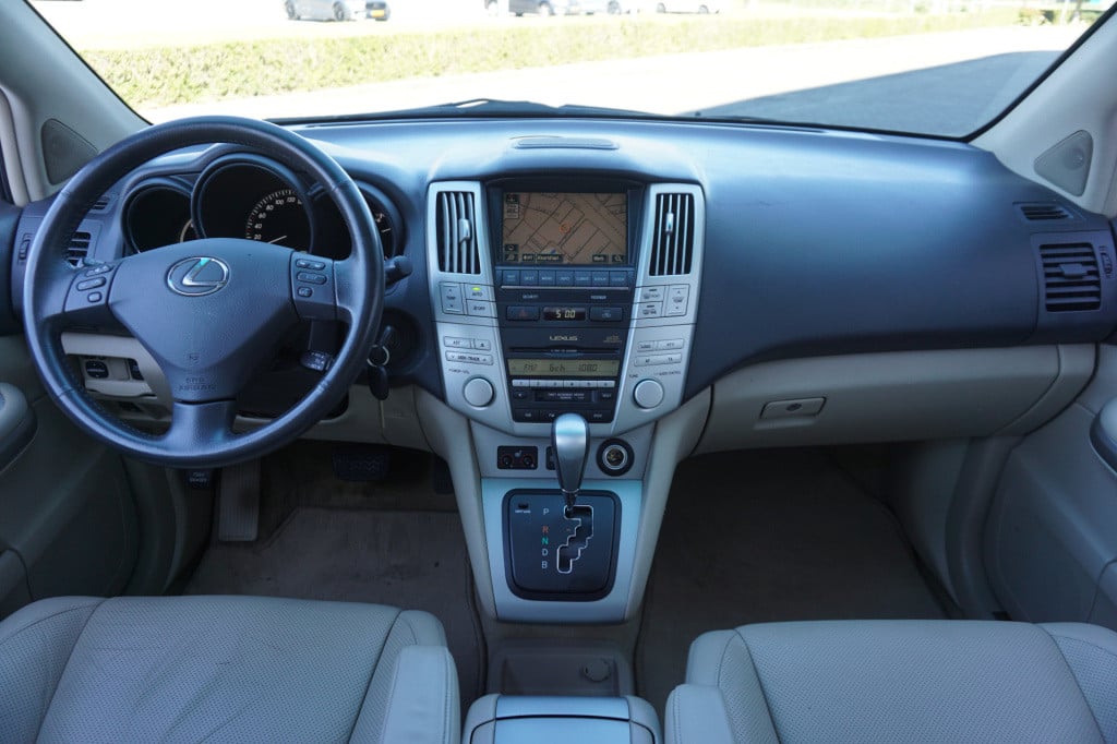 Lexus RX 400h executive airco / navi / cruise / stoelverw. / leder / pano /