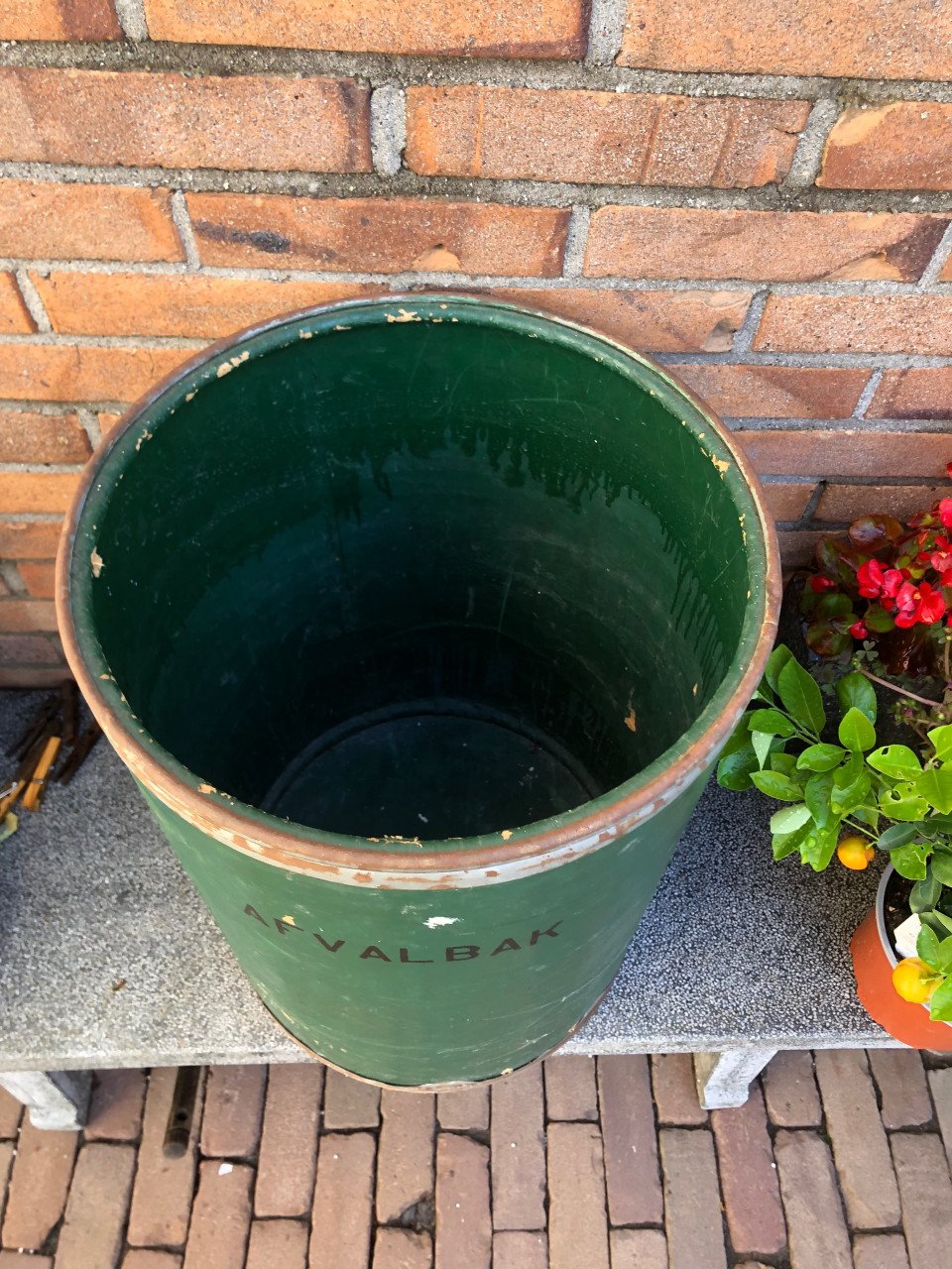 Groene afval bak.