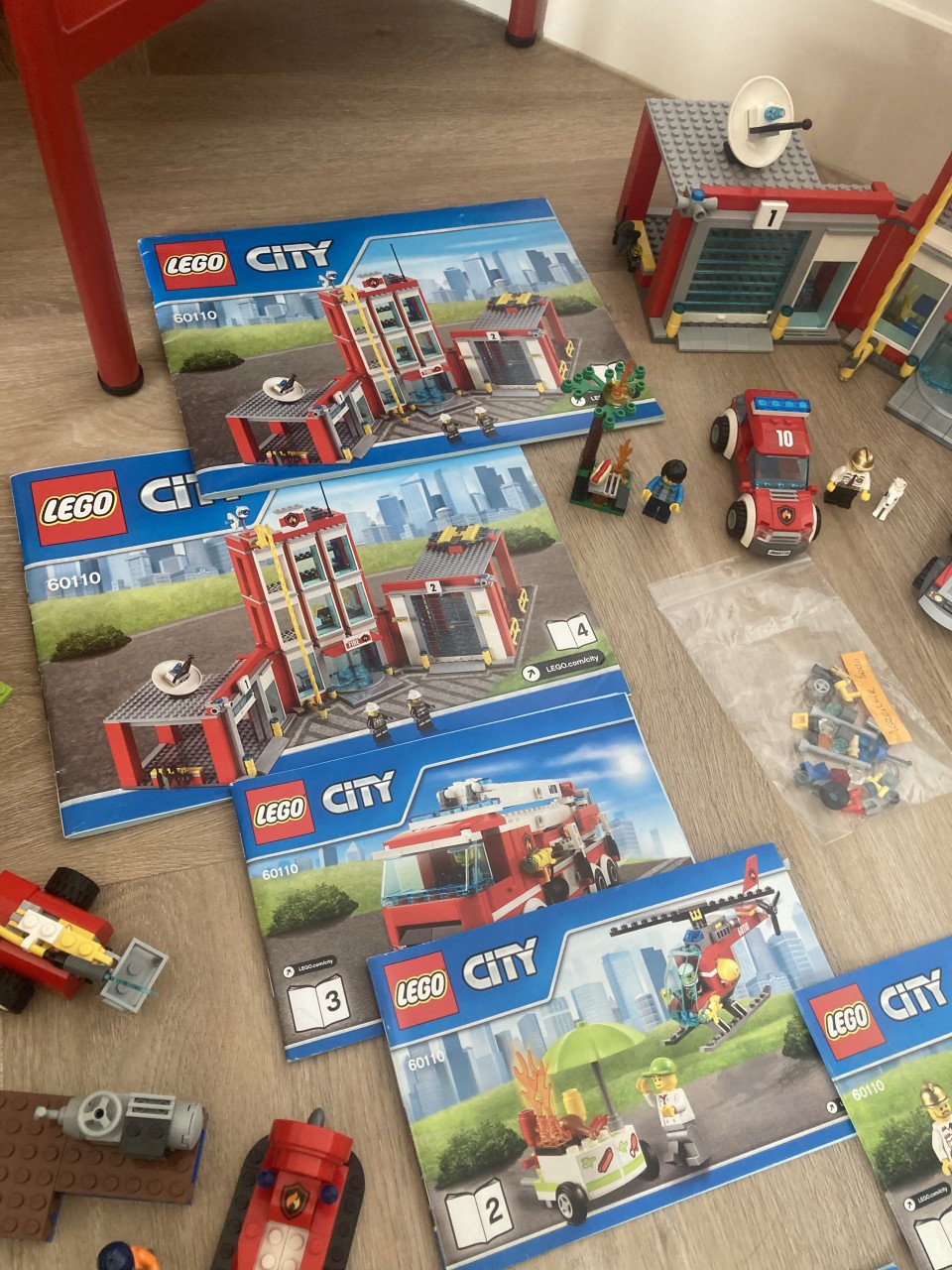 Lego brandweer kazerne 60110 en veel extra’s