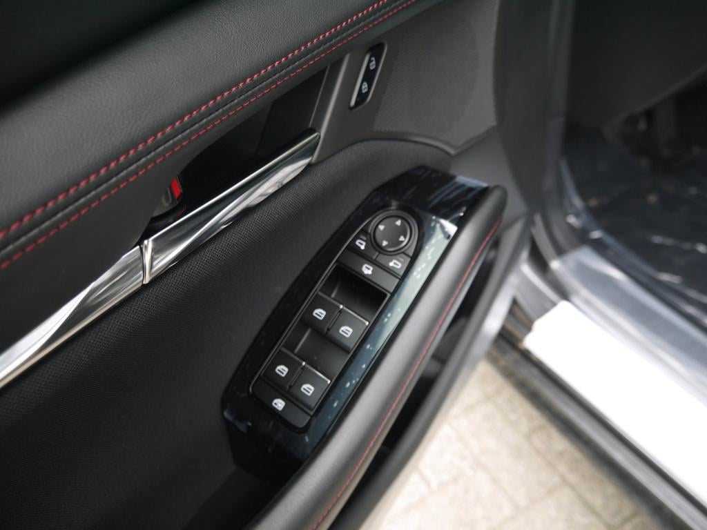 Mazda 3 2.0 e-skyactiv-x m hybrid 186 homura