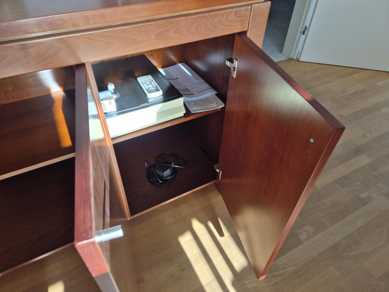 Dressoir gratis