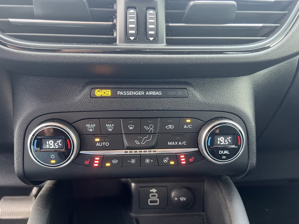 Ford Kuga 2.5 phev e-cvt 225pk st-line x , winterpack , trekhaak , head up 