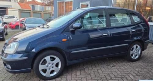 Nissan Almera Tino 1.8