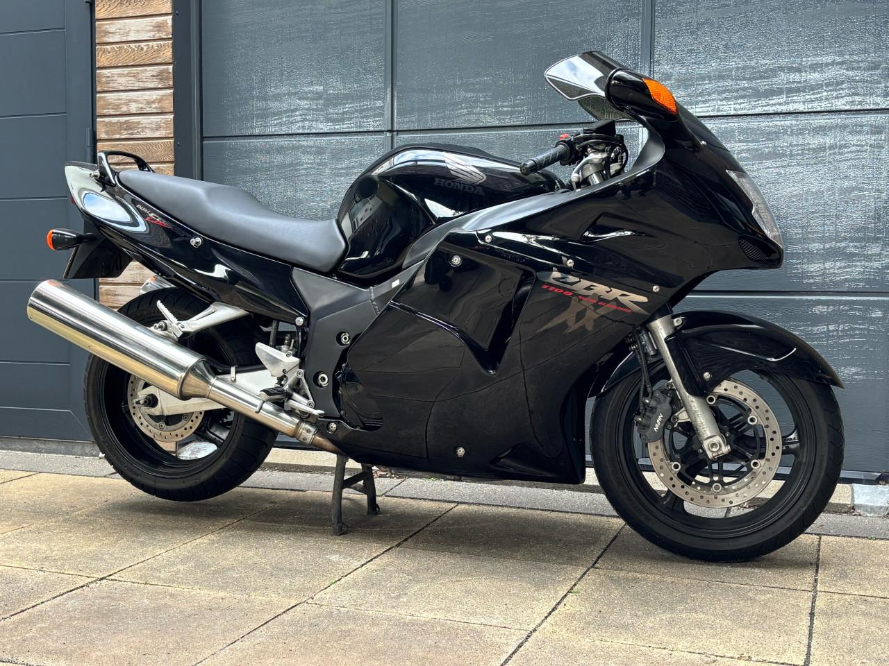 Honda CBR 1100 XX Super Blackbird