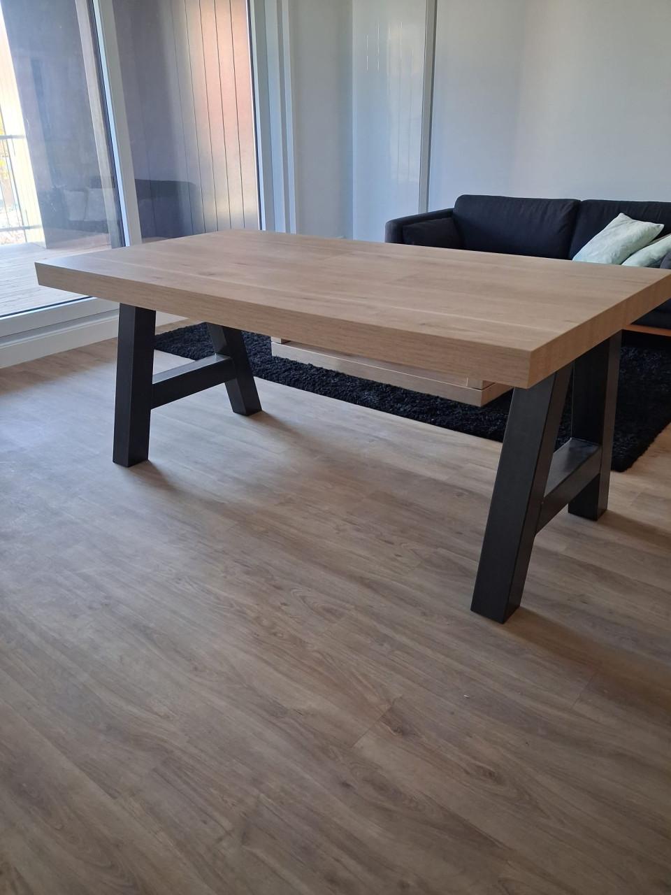 Eettafel - gereserveerd