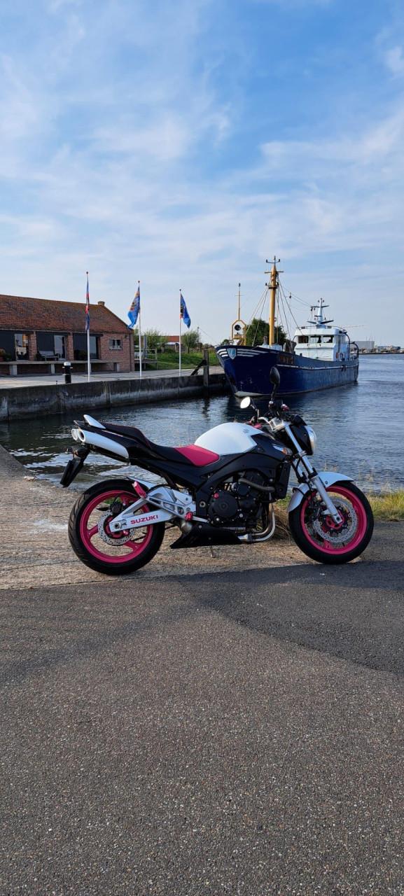 Suzuki gsr600, 24k zeer uniek!