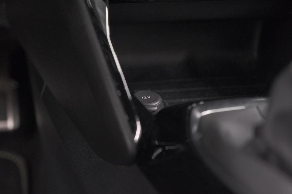 Peugeot 2008 puretech 130 gt pack | leer-pakket | camera | dodehoekdetectie