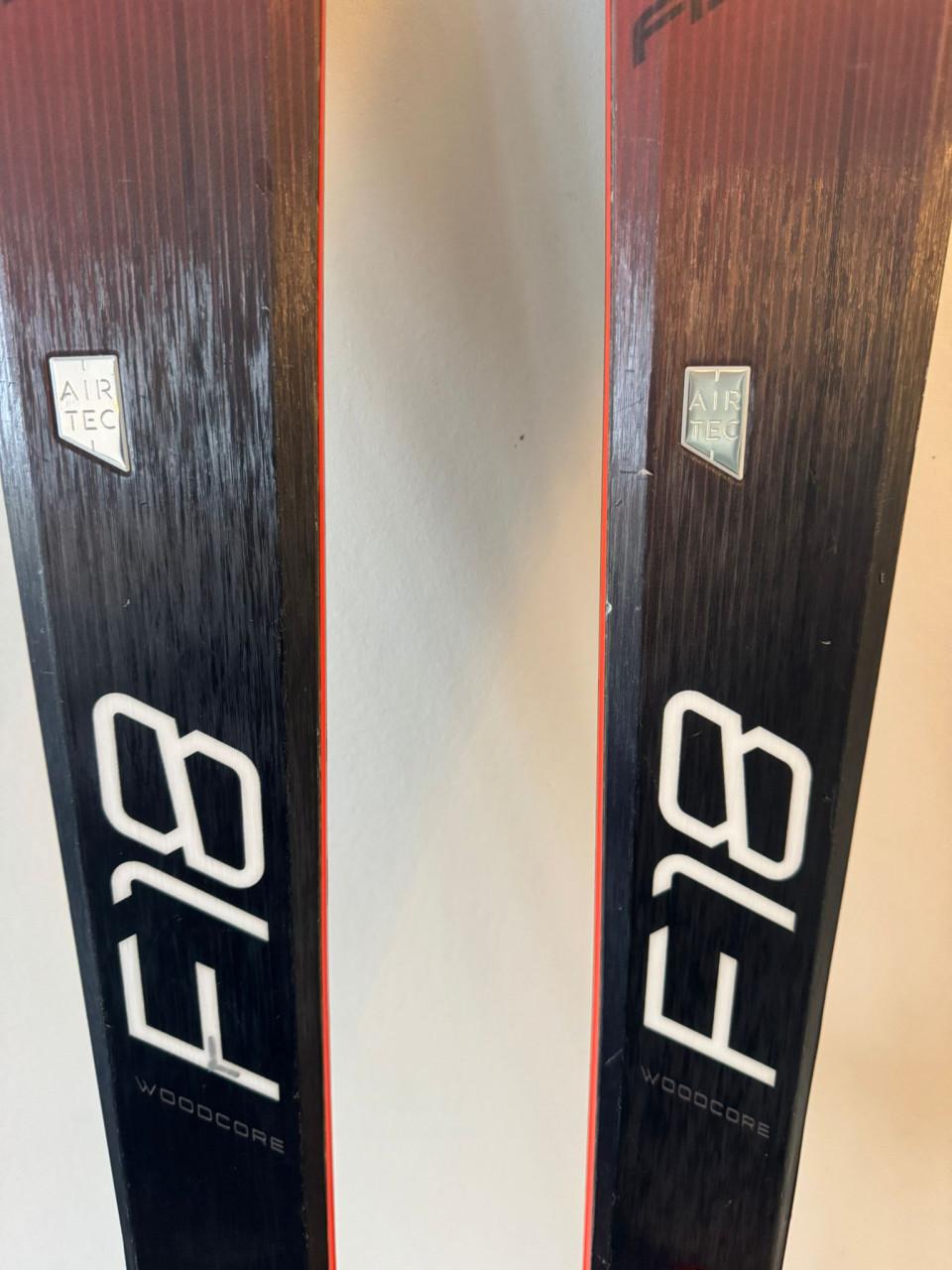 Fisher F18 PRO, lengte 1.74m met RS11 binding.