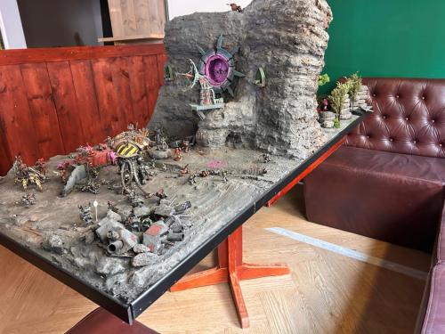 Uniek Meesterwerk: Handgemaakt Warhammer Diorama / Speelbord!