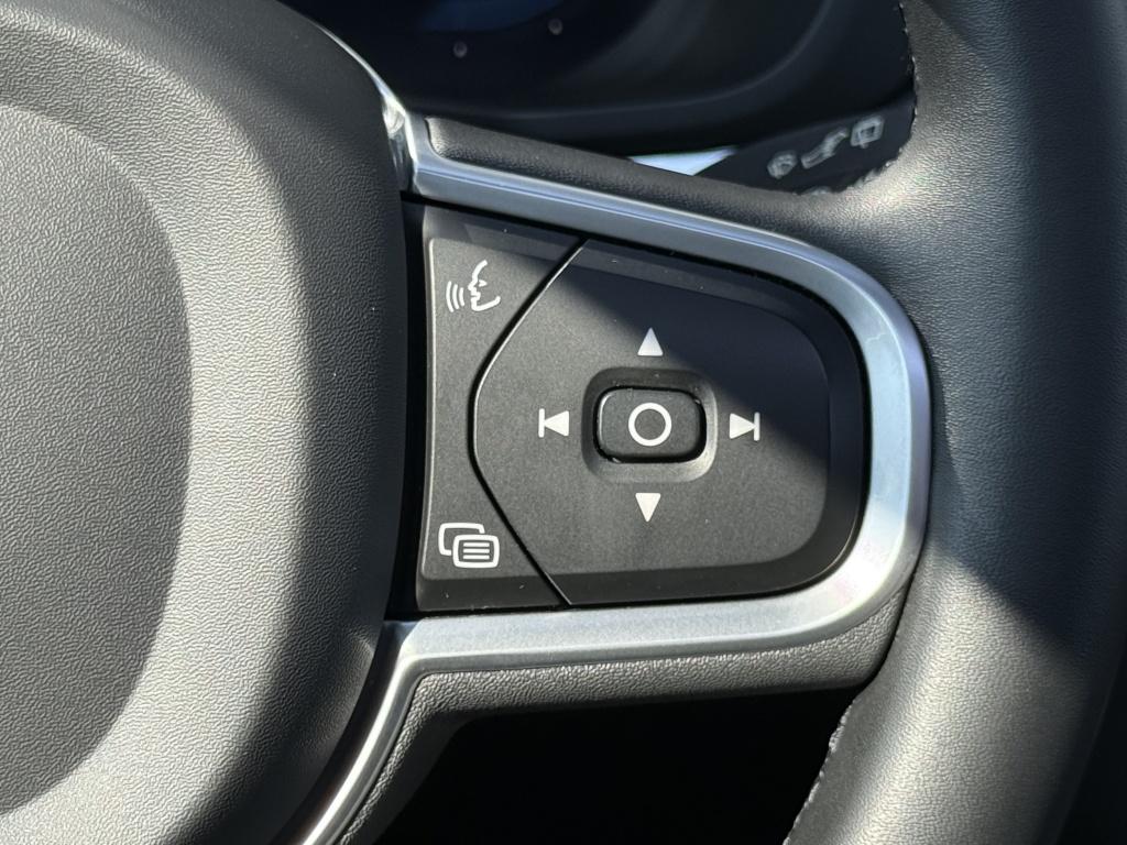 Volvo XC60 t6 398pk recharge inscription| pano| leder| camera|keyless awd