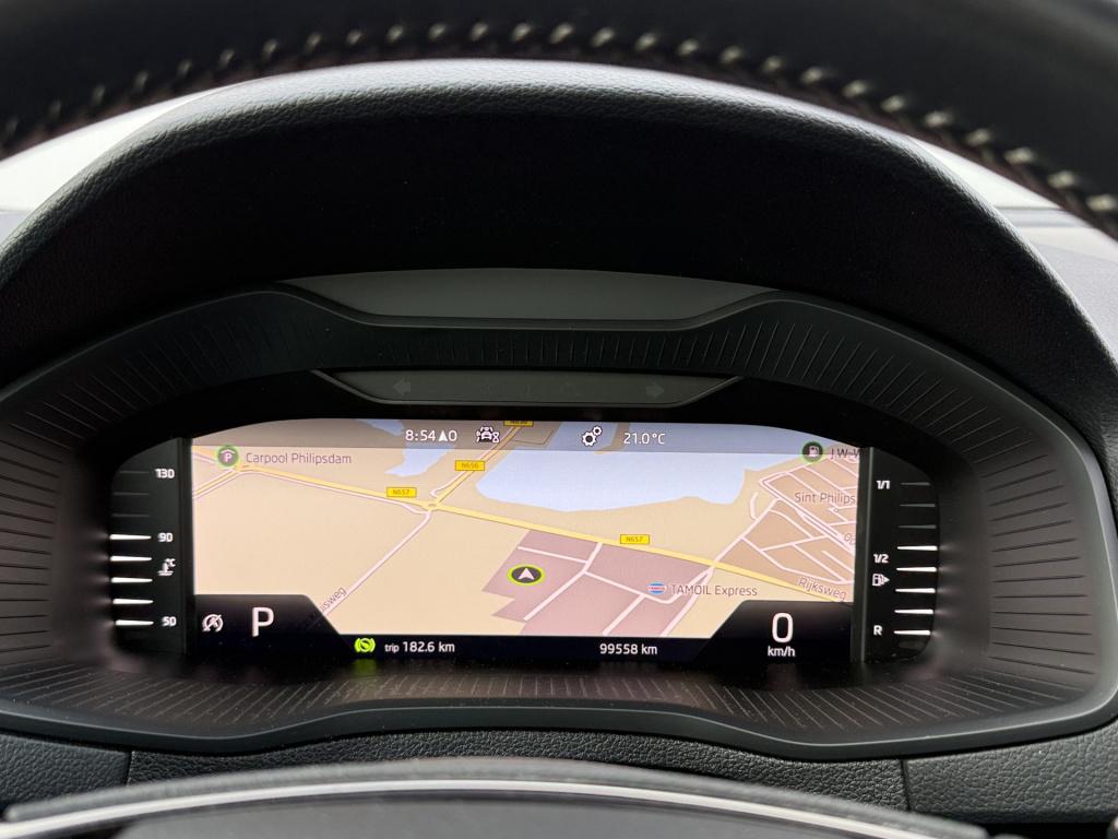 Skoda Karoq 1.5 tsi 150pk act dsg sportline | pano dak | acc | camera