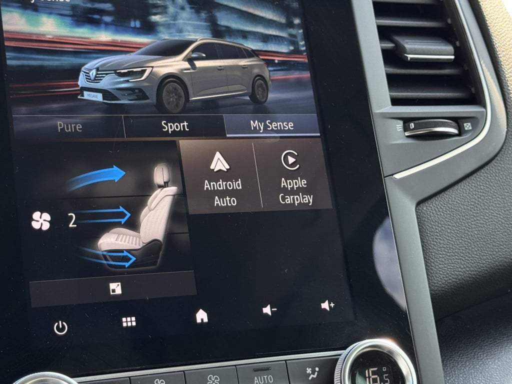 Renault Megane E-tech estate 1.6 plug-in hybrid 160 business edition one | 