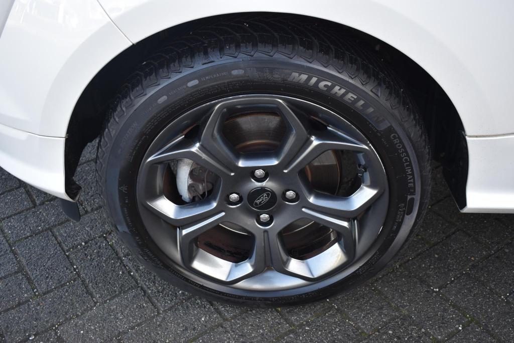 Ford Ecosport 1.0 ecoboost st-line | automaat | trekhaak | panoramadak | cl