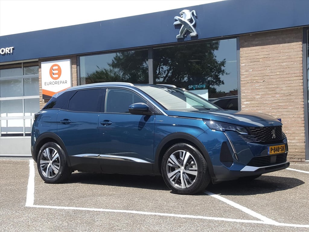 Peugeot 3008 1.6 plug-in hybrid 225pk blue lease allure eat8 automaat navig