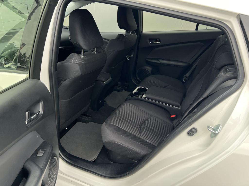 Toyota Prius 1.8 plug-in executive