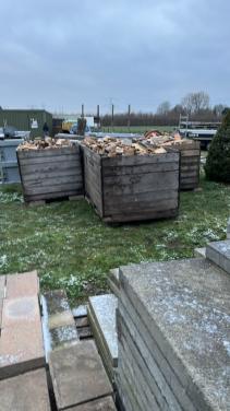 Openhaardhout van oude pallets