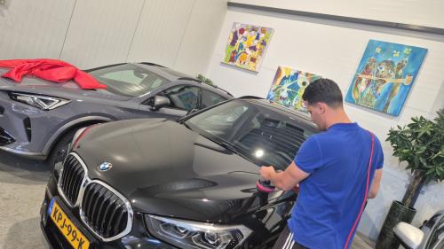 Auto weer in topconditie? Laat uw auto professioneel poetsen