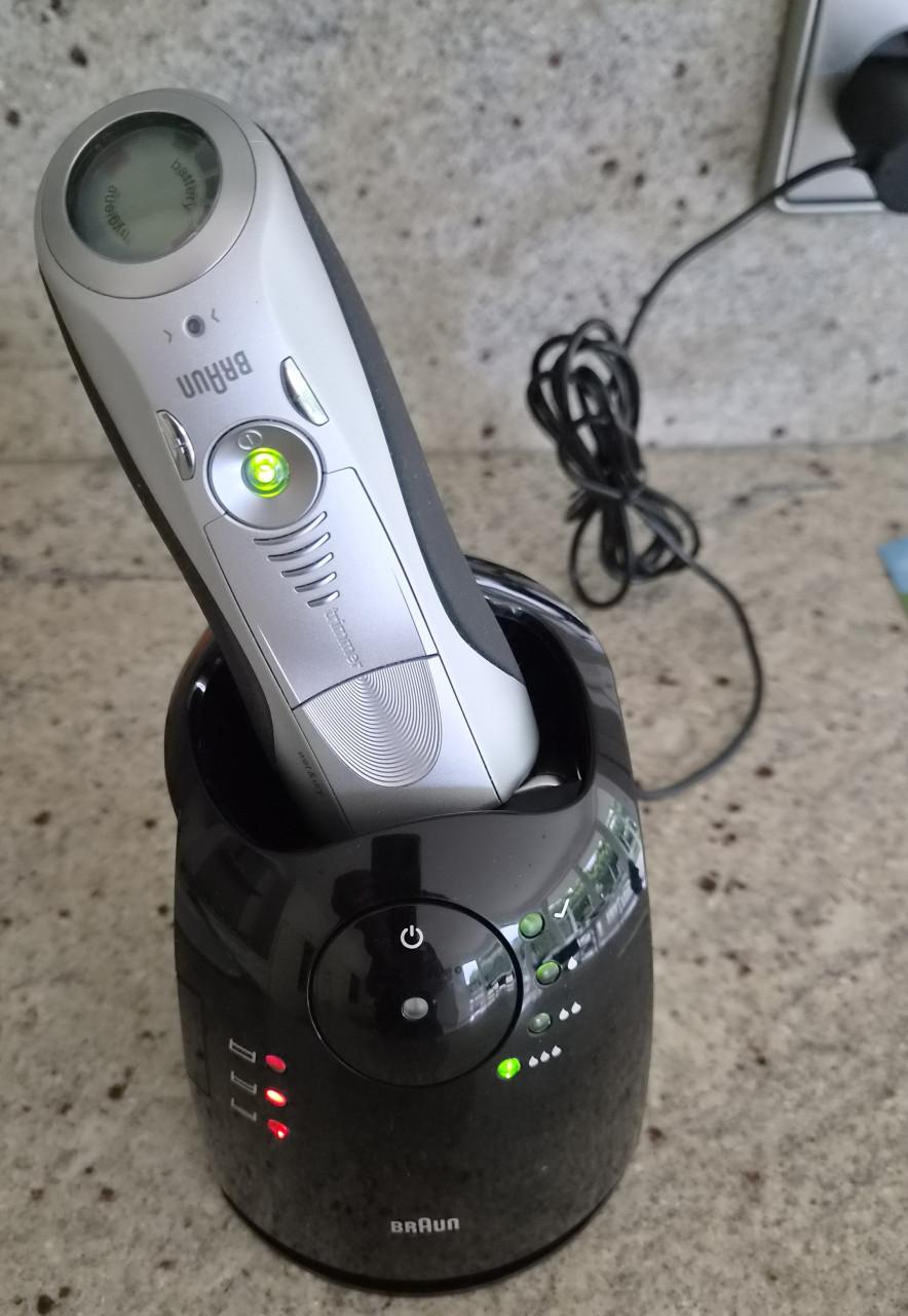 Braun scheerapparaat