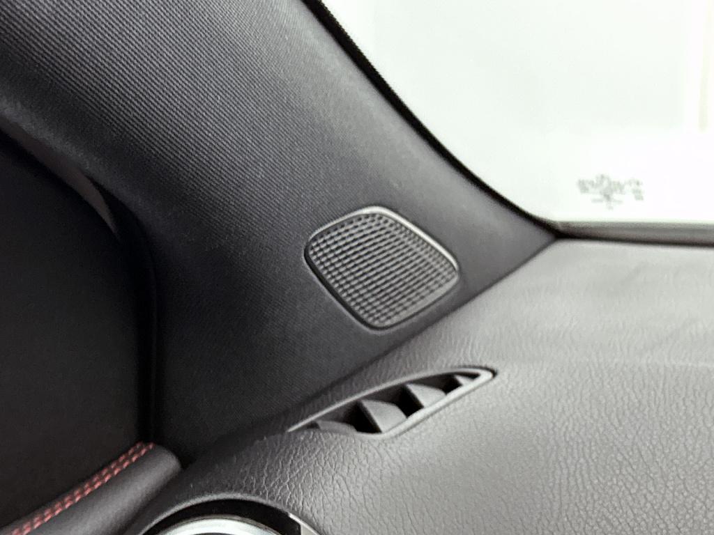 Mercedes-Benz B-Klasse 180 business solution amg | stoelverwarming | amg li