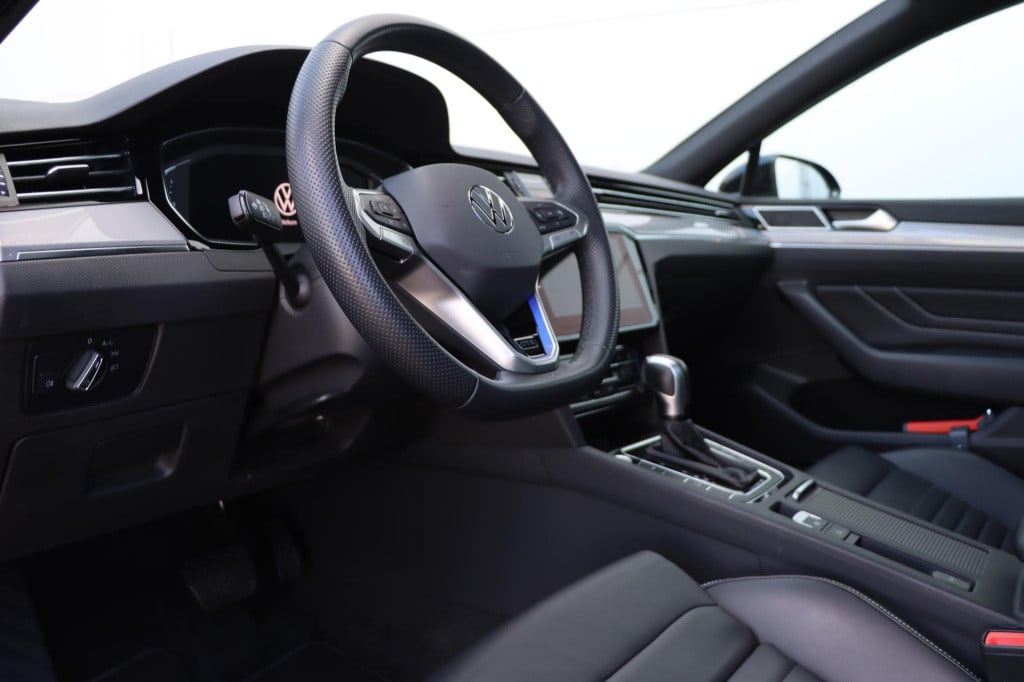 Volkswagen Passat variant 1.4 tsi phev gte business dsg 218pk