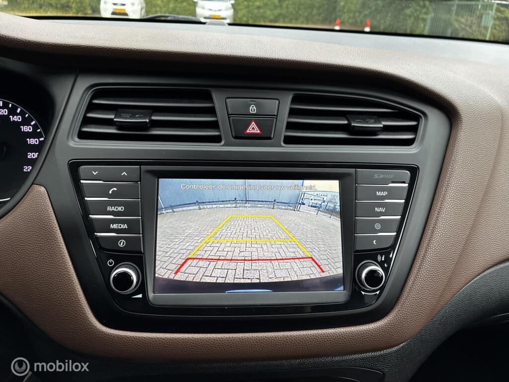 Hyundai i20 1.2 HP i-Motion led km110.815 Nap 5Deurs Bj2016