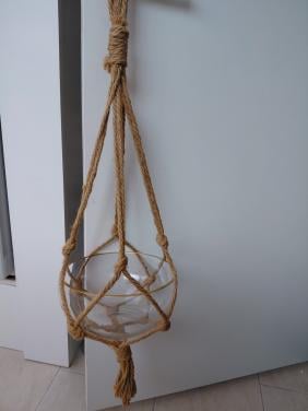 Glazen schaal om op te hangen