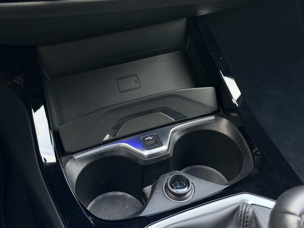 BMW 1 Serie 118i m-sport | carplay | parkeer sensoren | dab | cruise contro