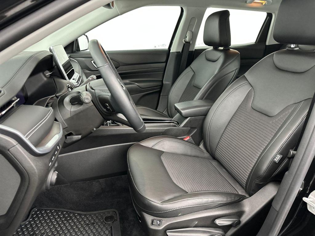 Jeep Compass 4xe 190pk plug-in hybrid electric altitude | achteruitrijcamer