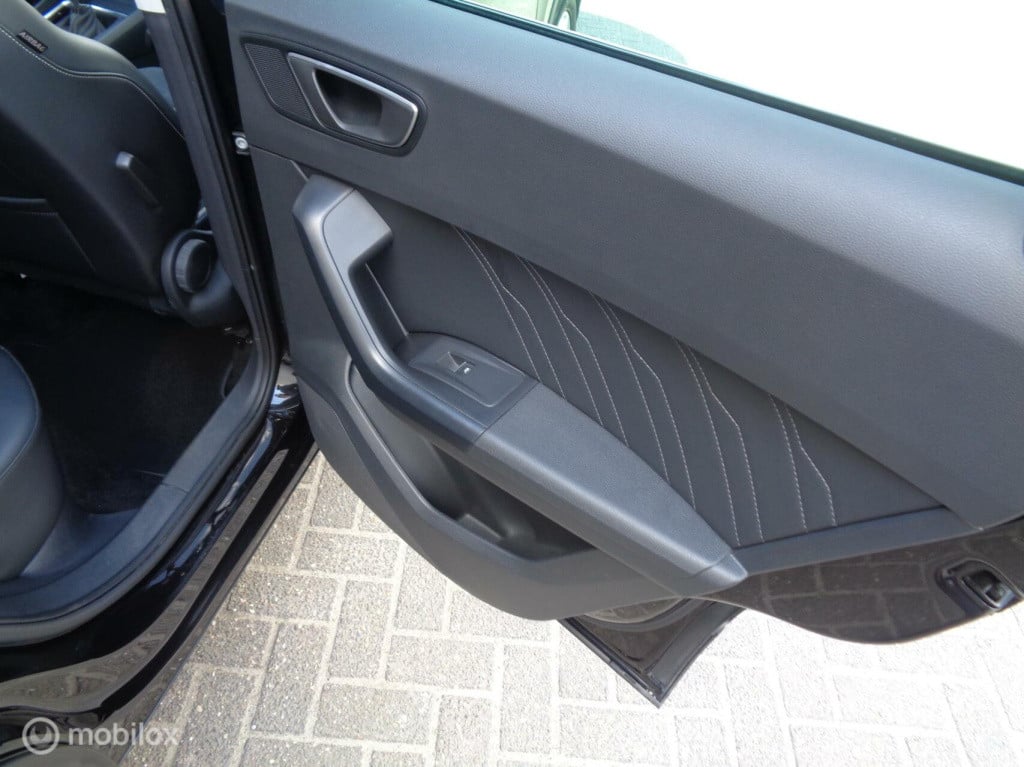 Seat Ateca 1.5 tsi xperience/led/airco/ecc/trekhaak/virtual dash/dsg-7/appl