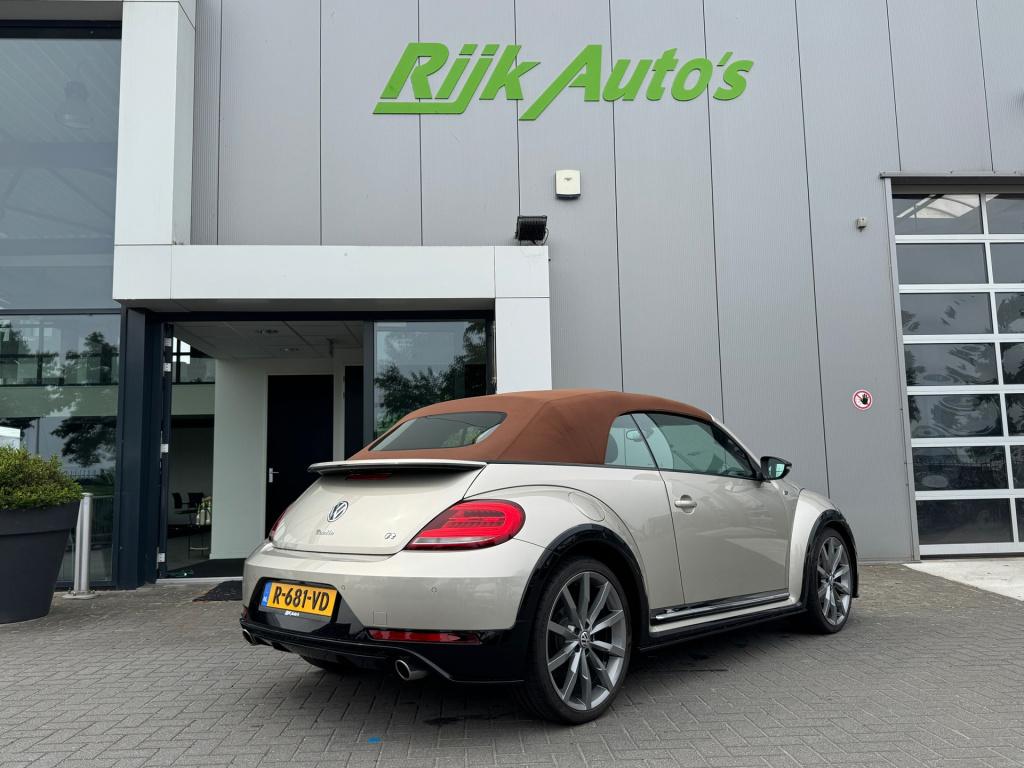 Volkswagen New Beetle cabriolet 2.0 tdi r-line * led * camera * 20 inch