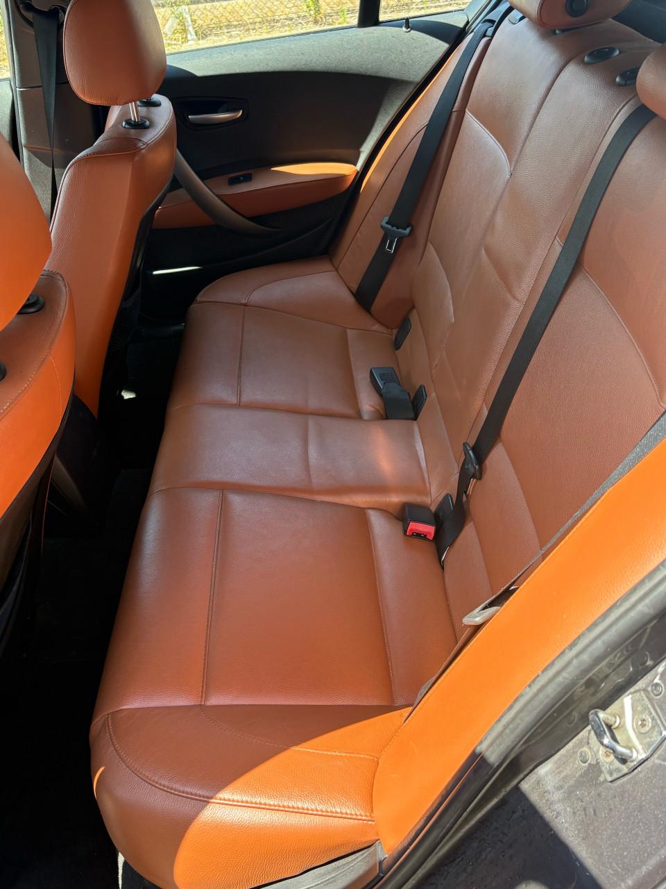 BMW 120i Grijs