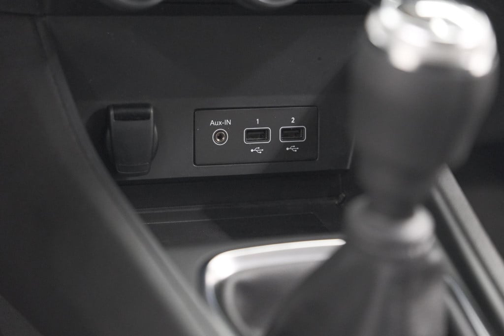 Renault Captur tce 90 zen | camera | apple carplay | parkeersensoren | navi