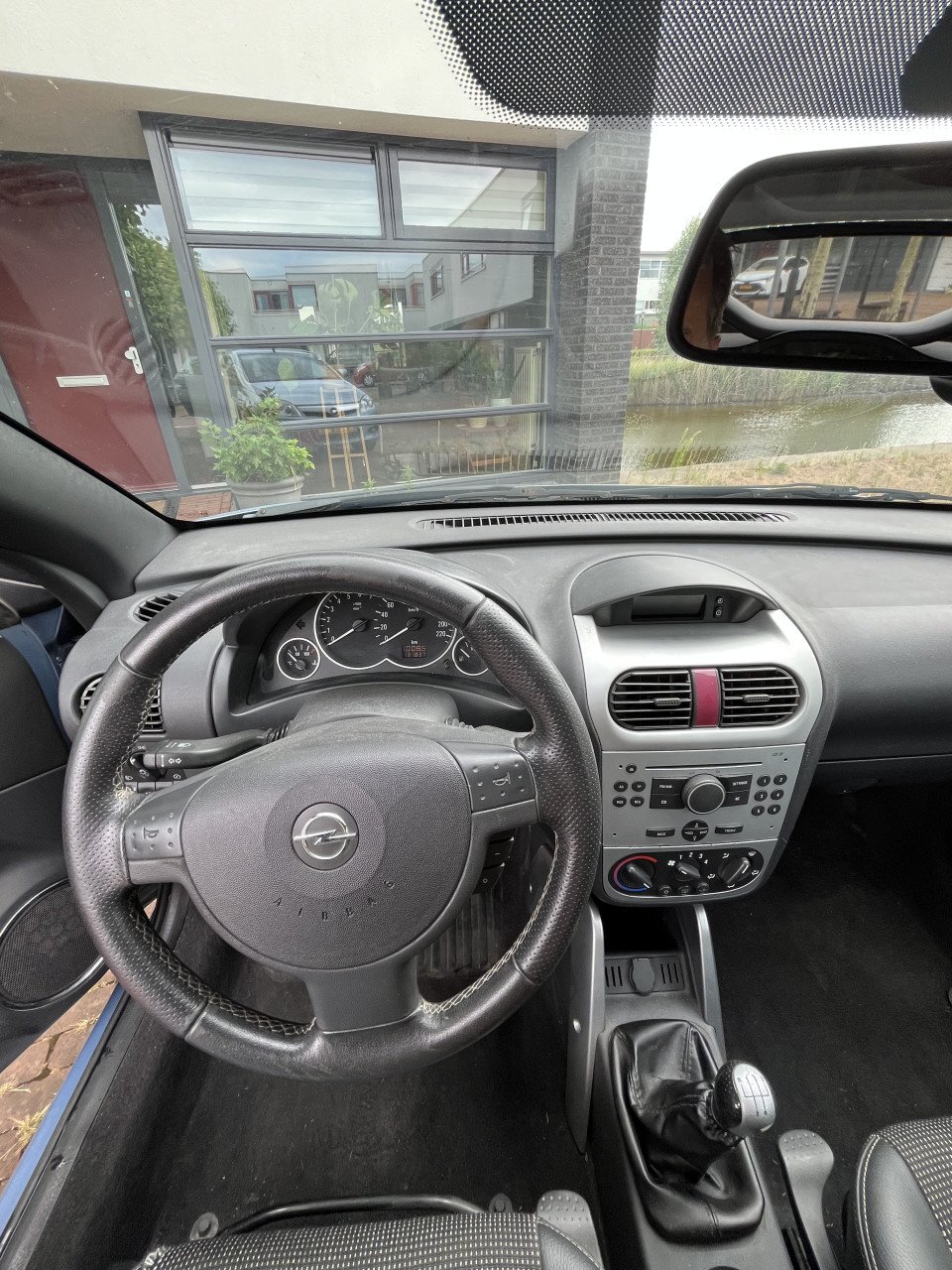Opel Tigra TwinTop (1.4 16V Sport)