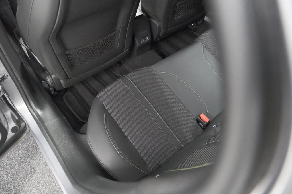 Peugeot 2008 puretech 130 eat8 gt | 360 camera | adaptieve cruise control |