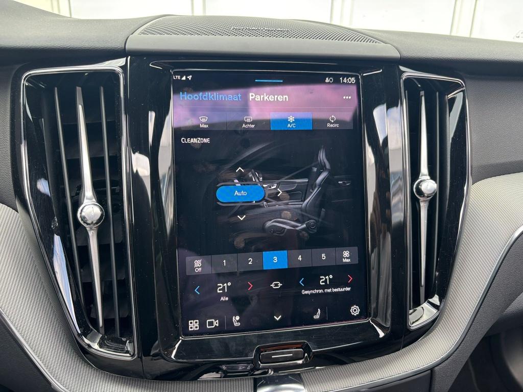 Volvo XC60 t6 398pk recharge black edition| panodak| 360camera| trekhaak| a