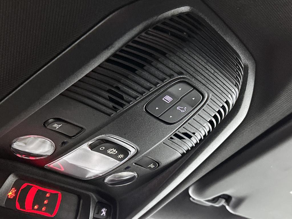 Peugeot 3008 plug-in hybrid 225 pk gt | rijklaar | panoramadak | adaptive c